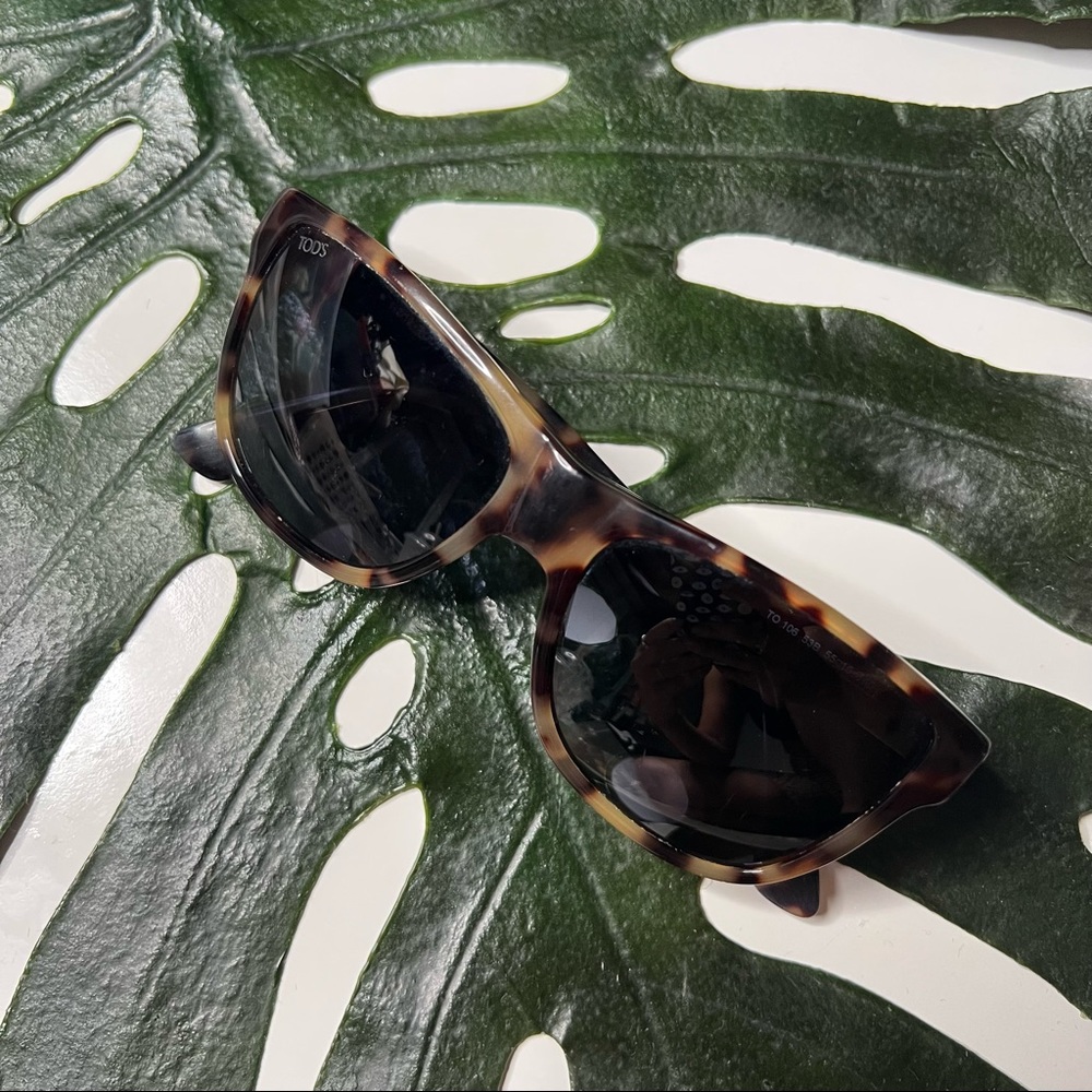 Tod’s Tortoiseshell Sunglasses - image 2